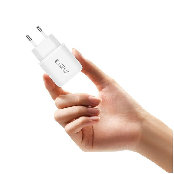 Caricatore da parete NCA30 2-PORT PD 30W / QC3.0 + Lightning Cable, bianca, Tech-Protect
