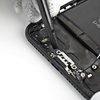 Rimozione del connettore di ricarica #1