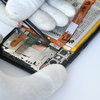 Rimozione della staffa di copertura del cavo flessibile LCD #3