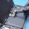 Rimozione della copertura del connettore della batteria #3