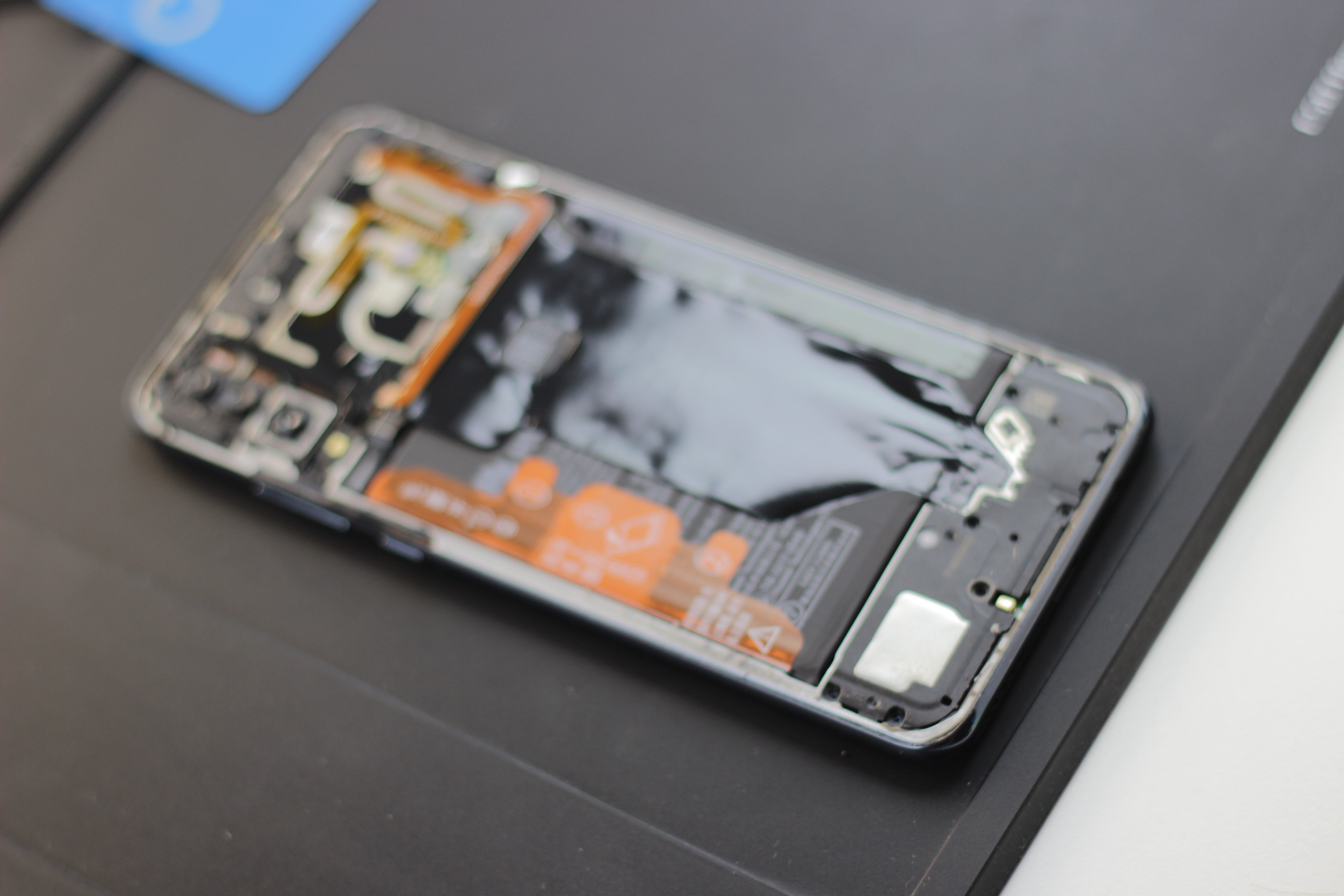Sostituzione del gruppo display LCD Huawei P30 Lite