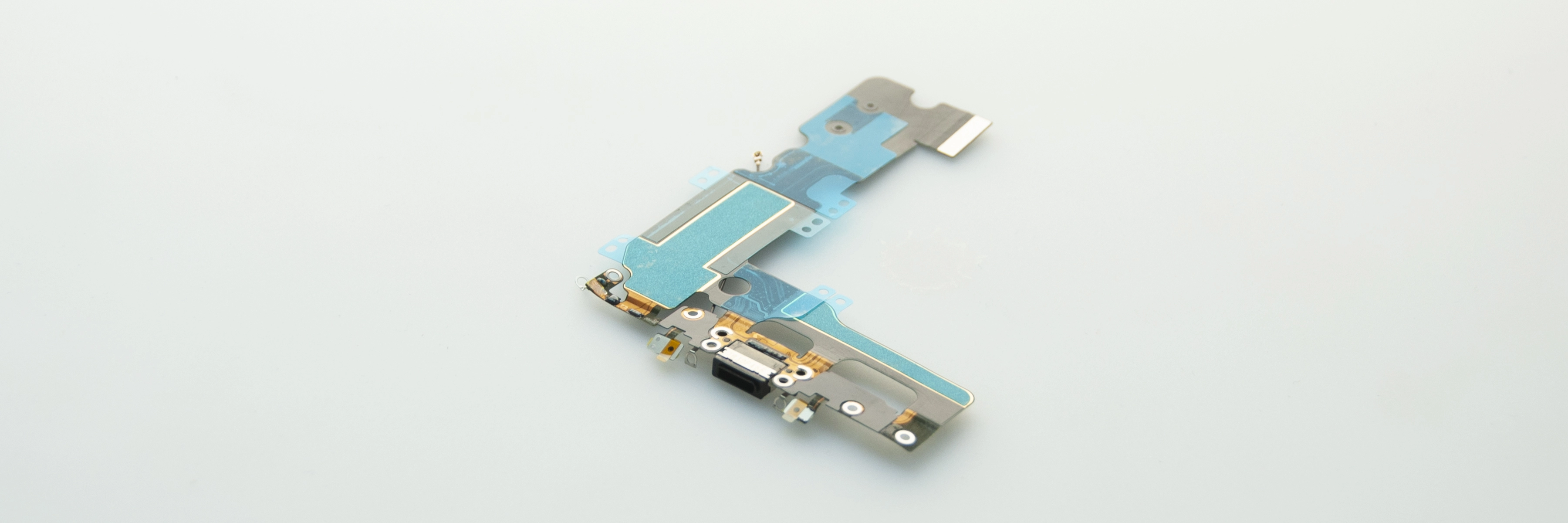 Sostituzione del connettore di ricarica dell’iPhone 7 Plus